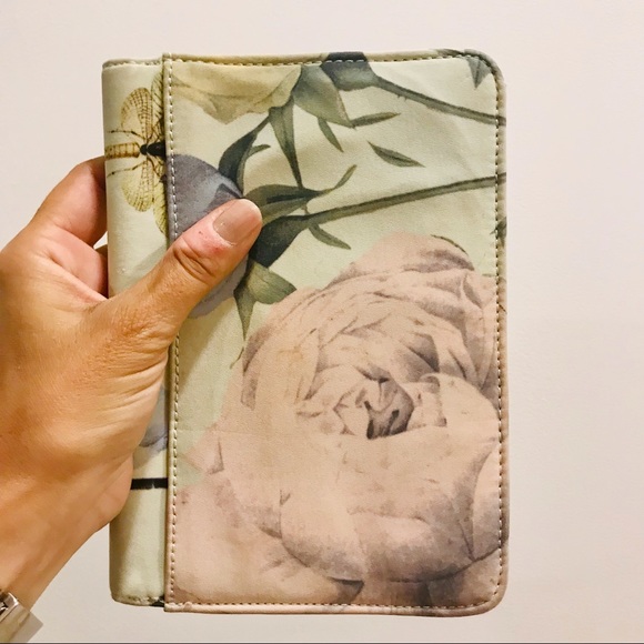 Ted Baker multicolor floral fabric and rose metal clutch. Good used condition. - Picture 2 of 9